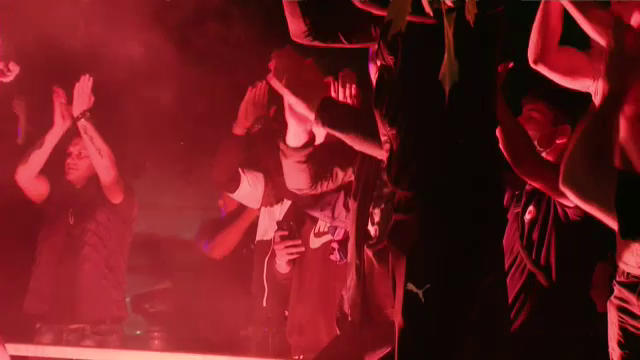 Ultrasii FCSB s-au dus peste echipa la Giurgiu dupa ce au aflat ca vine Sumudica! Au tipat impotriva lui MM Stoica si l-au injurat pe Sumudica. Imaginile momentului_14