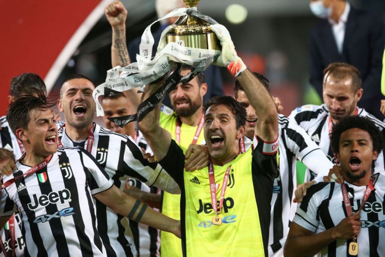 Juventus isi salveaza sezonul si castiga Cupa Italiei in fata Atalantei! Un nou record pentru magnificul Ronaldo_3