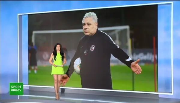 ”Cea mai sexy fotbalistă din lume” a fost prezentată la noua sa echipă!_8