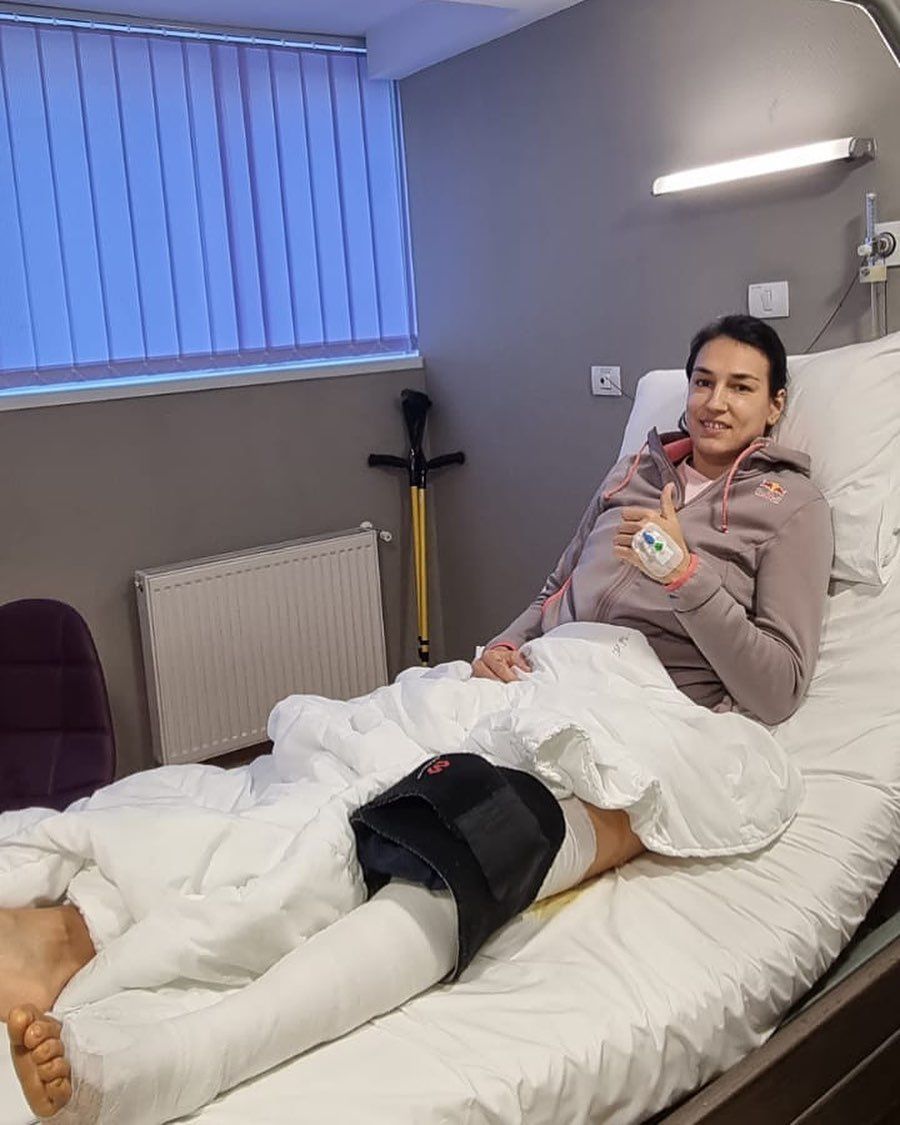 Cristina Neagu s-a operat la genunchi! Mesajul transmis de sportiva pentru suporteri imediat dupa interventie _2
