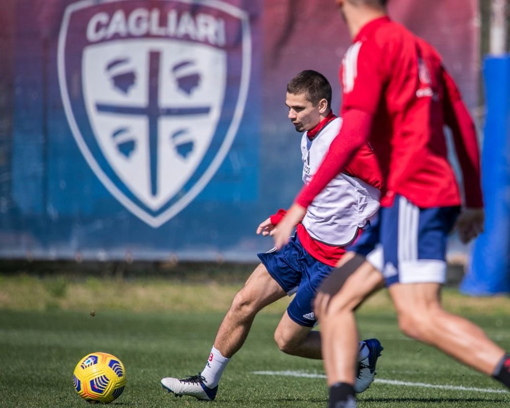 Ramane Razvan Marin la Cagliari? Se simte bine acolo, nu cred ca se pune problema unui transfer