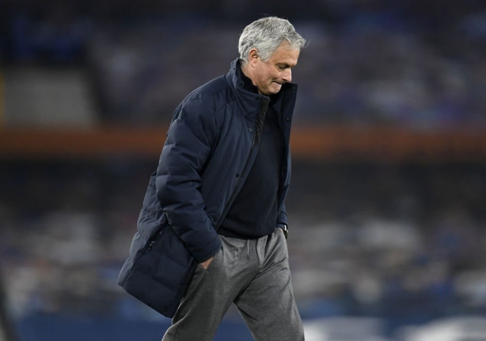 Mourinho vrea sa-si aduca un super golgheter din Bundesliga! Care e fotbalistul dorit de AS Roma cu 20 de goluri marcate