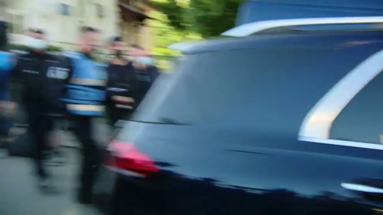 Haos la Ploiesti! Fanii lui CSU au inceput sa il huiduie si sa il injure pe Burleanu cand a ajuns la stadion! Ultrasii i-au atacat masina_3