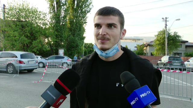 Mihaila a venit la finala Cupei cu fularul Craiovei si a anuntat ca va juca la Parma in Serie B. Cum a aparut la stadion_8