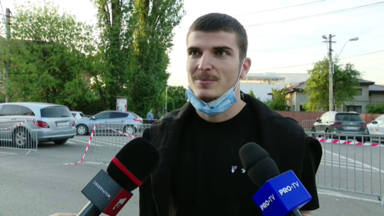 Mihaila a venit la finala Cupei cu fularul Craiovei si a anuntat ca va juca la Parma in Serie B. Cum a aparut la stadion_8