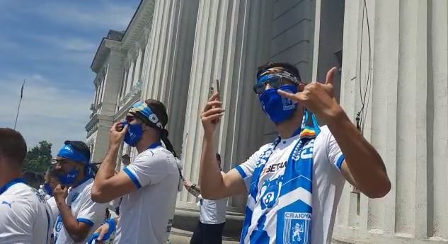 Sarbatoare la Craiova! Jucatorii au iesit sa petreaca alaturi de suporteri cucerirea Cupei Romaniei! Imagini senzationale _22