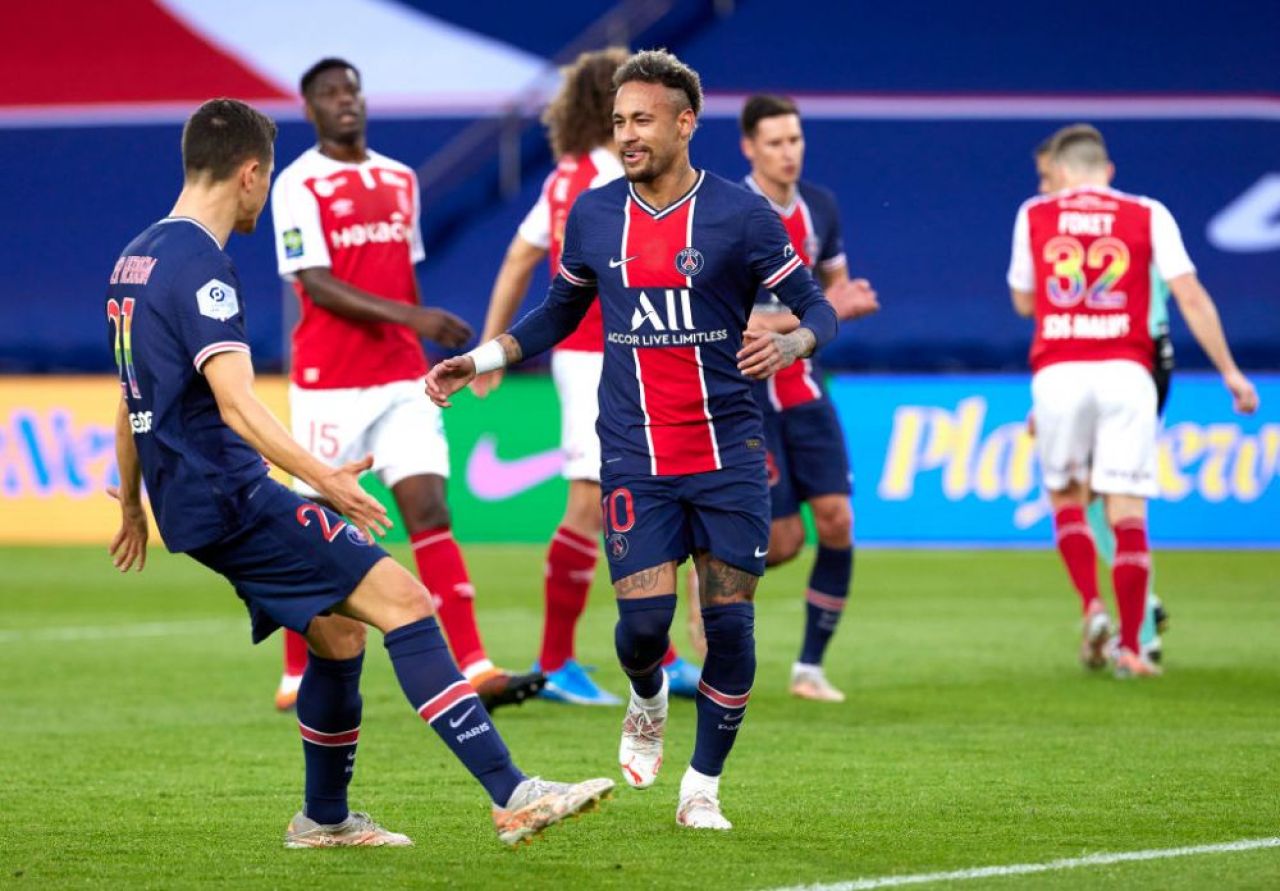 Neymar, pacalit de portarul advers! Pozitionarea neobisnuita care l-a derutat pe brazilian! Super gol marcat de Di Maria direct din corner_2