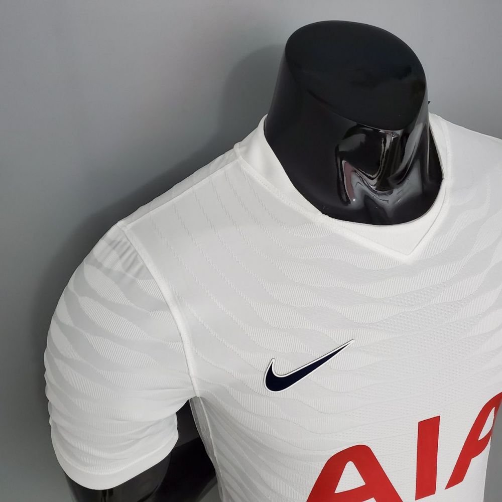 Tottenham si-a ales echipamentul pentru sezonul urmator! Fanii lui Spurs s-au ingrijorat cand au vazut clipul. Cine lipseste din prezentare_2