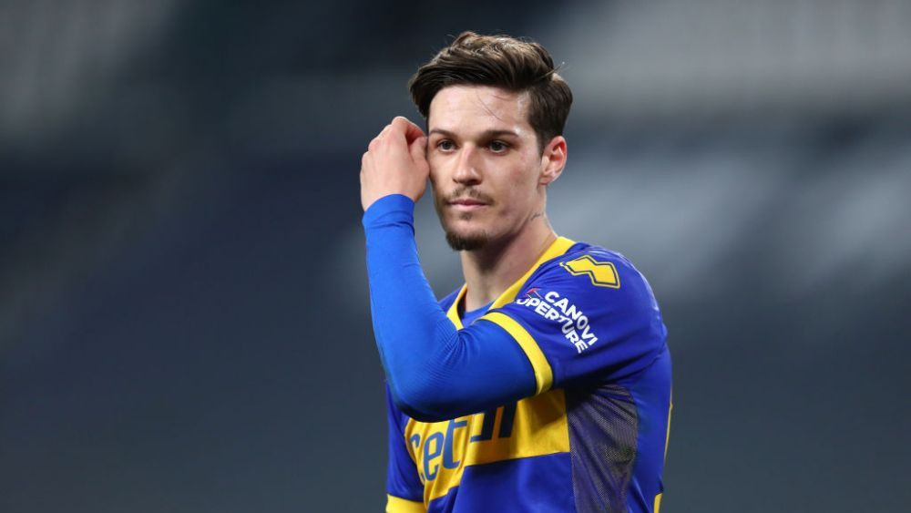 Dezvaluire incredibila: City a vrut sa ii falsifice varsta lui Man pentru a-l lua la echipa! Ce au spus englezii: In Romania se poate face orice!