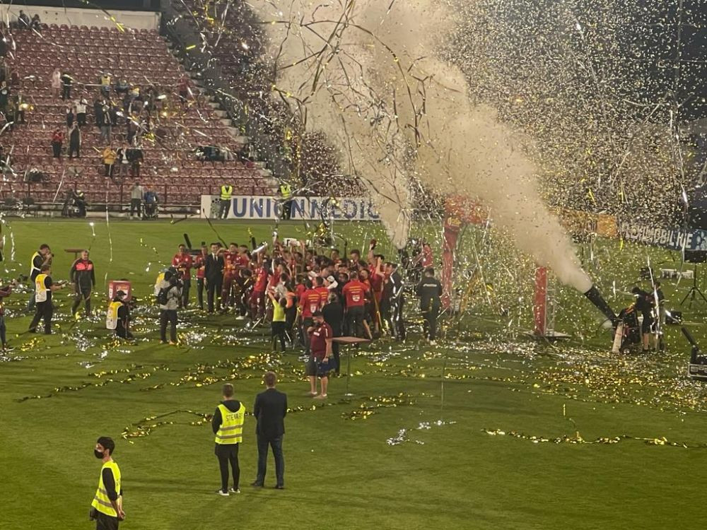 CFR Cluj si-a primit trofeul de campioana a Romaniei! Imaginile senzationale ale bucuriei de la Cluj_20