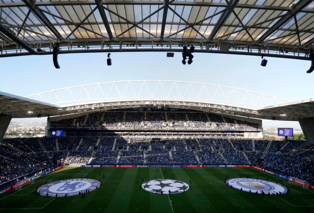 Absolut genial! Spectacol fabulos in deschiderea finalei Champions League! Imagini superbe din Portugalia_1