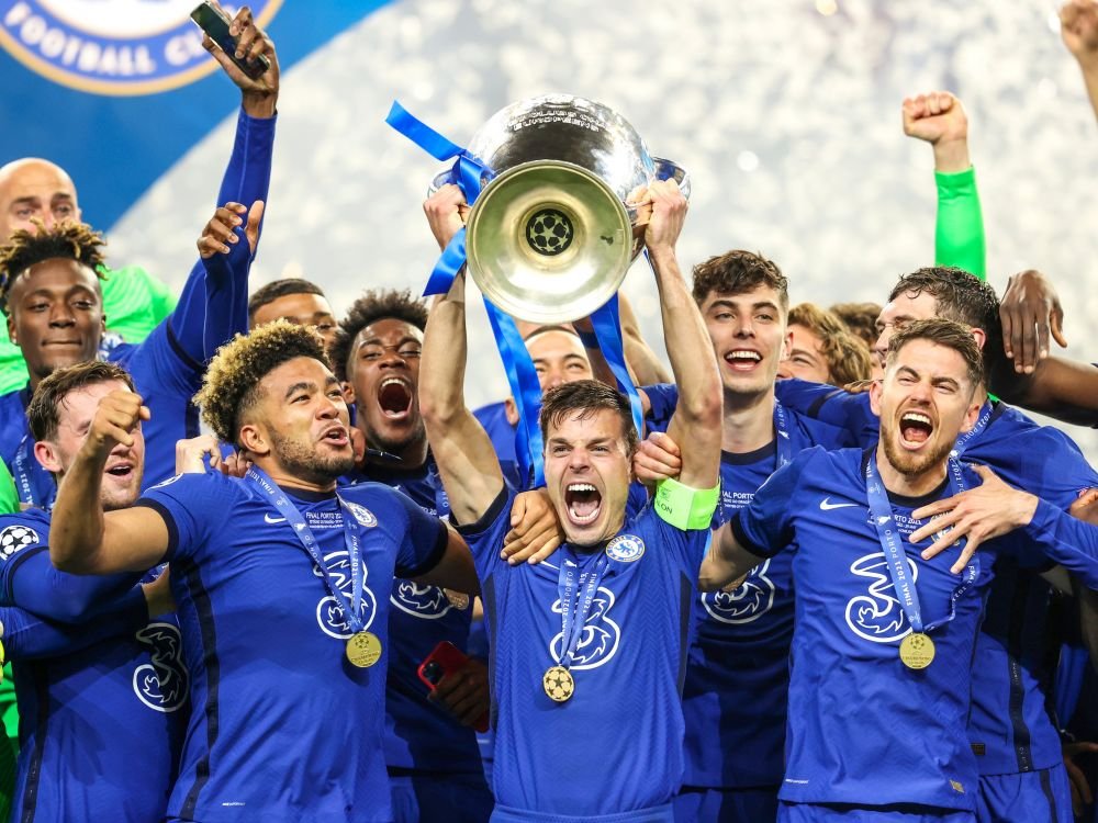 Imaginile bucuriei la Porto! 'Zidul' Kante, protagonist la finalul meciului! Jucatorii lui Chelsea au sarbatorit in stil mare castigarea Champions League_7