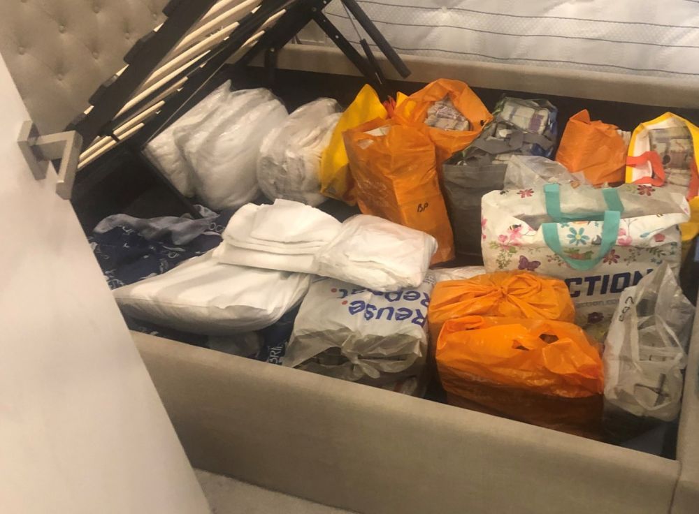 Captura record de bani! Barbatul care a fost prins de politisti dupa ce a furat cinci milioane de lire! Ce l-a dat de gol_3