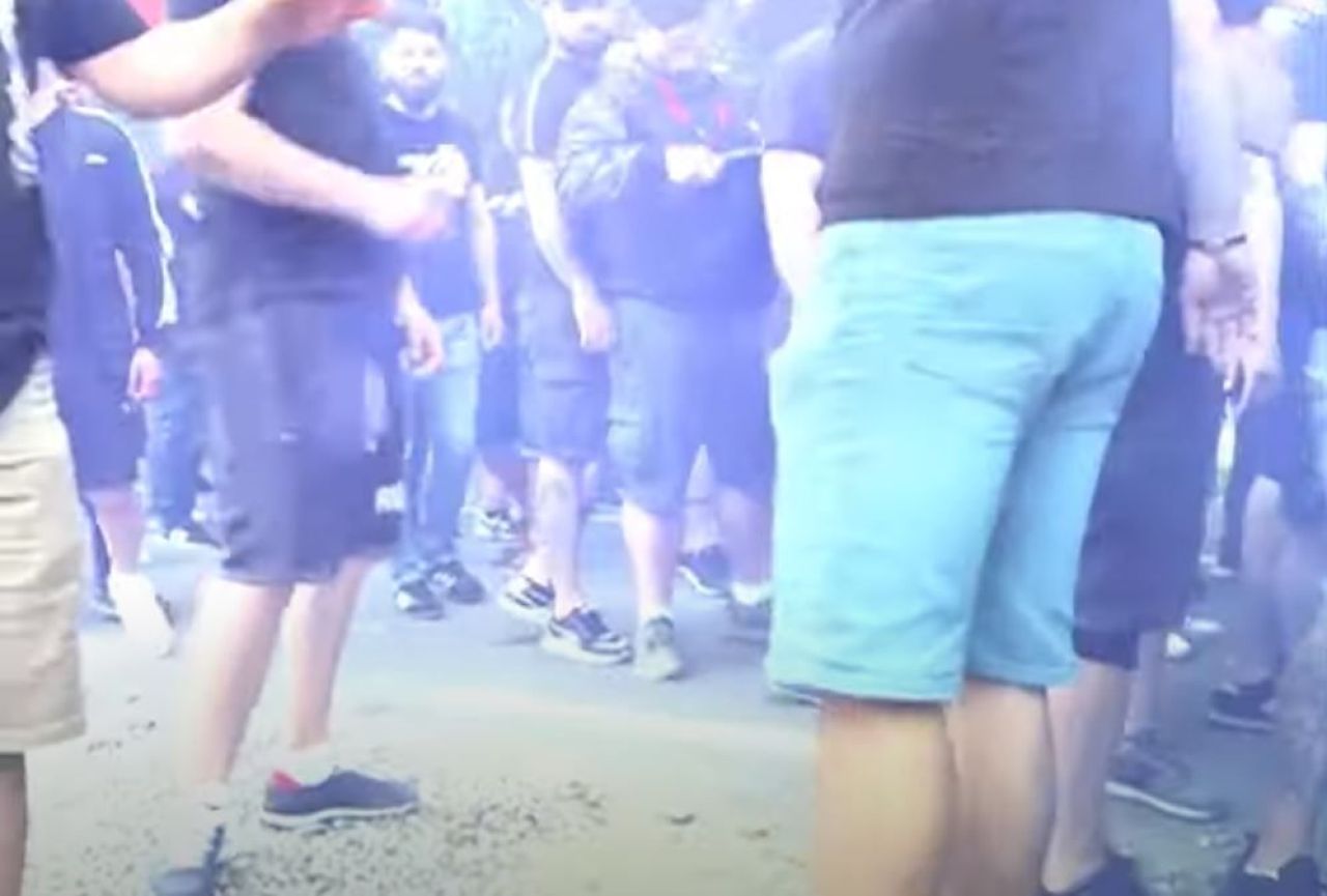 Ultrasii Stelei ar fi bruscat echipa Realitatea prezenta la meciul cu Afumati! Ce se vede pe imagini_3