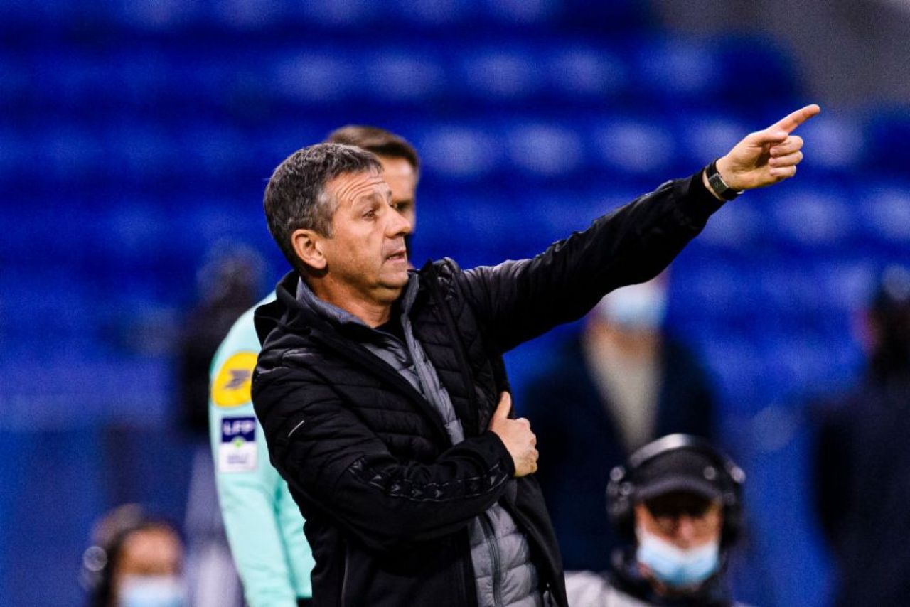 Adrian Ursea, pe lista unui club din Franta! Tehnicianul roman ar putea ramane in Ligue 1 si in sezonul urmator_5