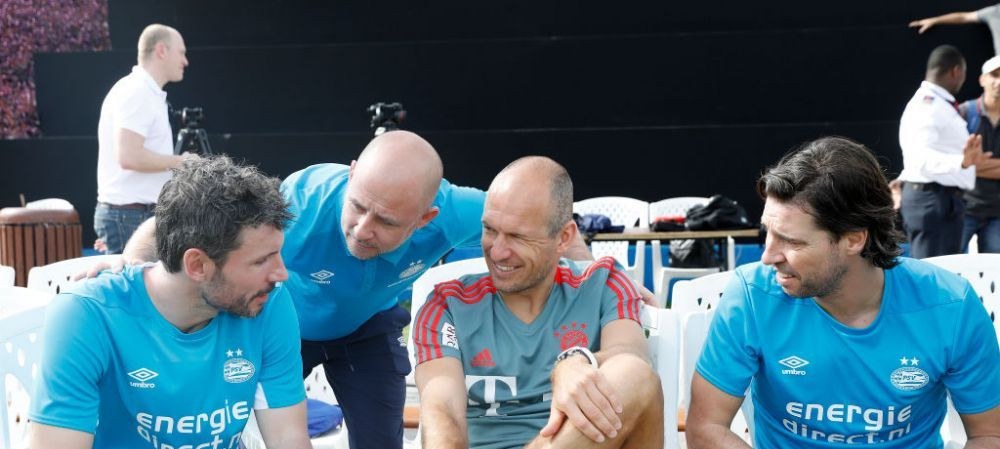 Supriza in Bundesliga! Mark van Bommel a preluat-o pe Wolfsburg si a semnat pentru urmatorii 2 ani