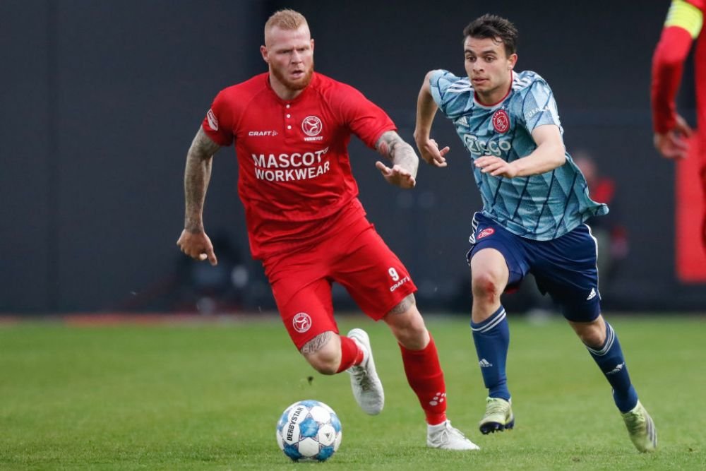 Mutu este aproape de primul transfer la FCU Craiova! Un atacant olandez este in negocieri avansate cu clubul din Banie _4