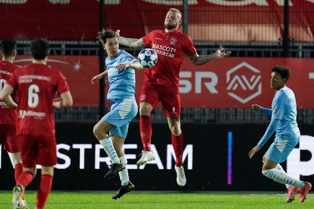 Mutu este aproape de primul transfer la FCU Craiova! Un atacant olandez este in negocieri avansate cu clubul din Banie _7