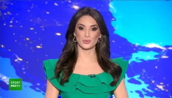 Discurs dur al lui Radoi inaintea meciului cu Anglia: "Daca imi spui sa stau cu linia de aparare la 16 metri ca bat Anglia, n-o fac! Nu schimb strategia!"