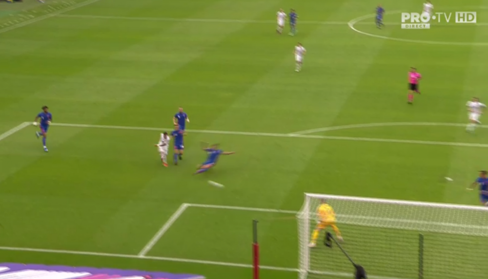 Nita si atat! Mirel, putem sa-l incercam si in atac?! Inca un meci mare pentru portarul Romaniei! AICI sunt fazele de la Anglia 1-0 Romania_4