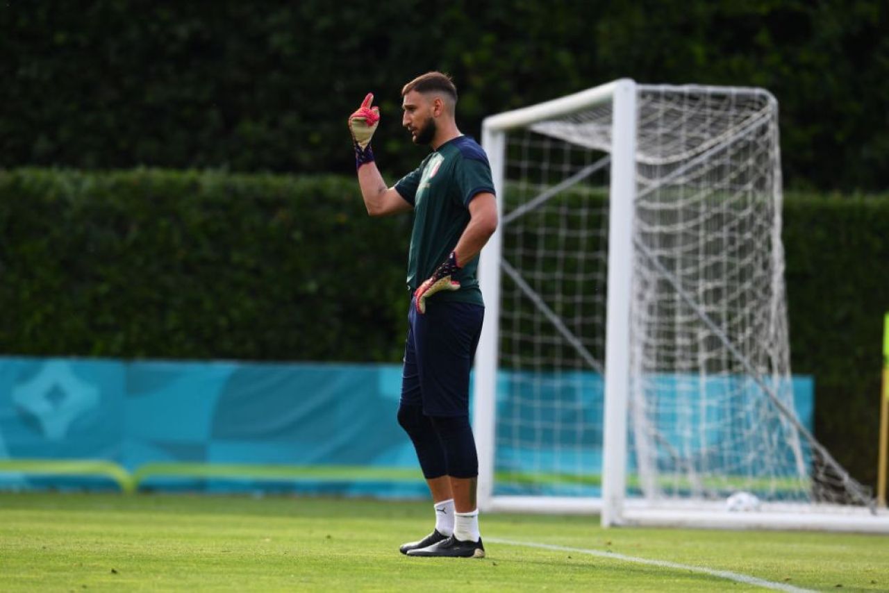 Donnarumma, aproape sa se inteleaga cu noul club! Va incasa 12 milioane de euro salariu pe an, iar comisionul lui Mino Raiola este urias_3