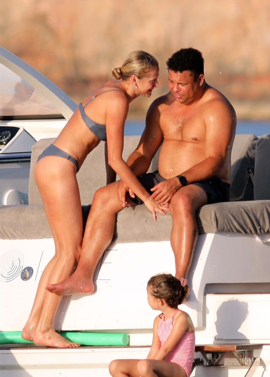 Ronaldo, tata pentru a cincea oara. Cine este modelul cu 13 ani mai tanar cu care celebrul fotbalist are o relatie _10