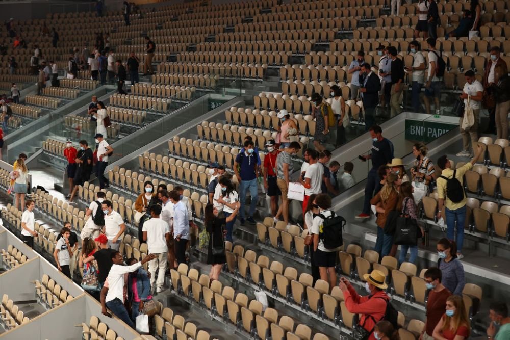 Momente incredibile la Roland Garros. Partida lui Novak Djokovic, oprita pentru 15 minute din cauza fanilor VIDEO _7