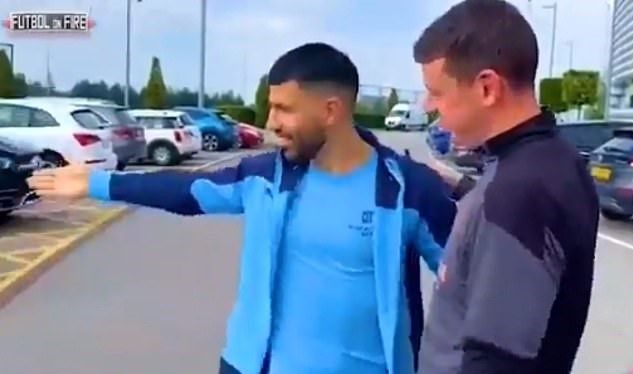 Sergio Aguero, cadouri de 100.000 de lire sterline pentru membrii clubului Manchester City. Ce a facut unul dintre ei cu masina primita_2