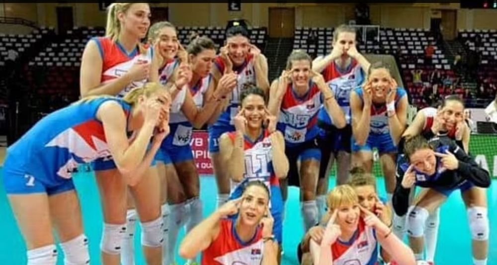 Voleibalista din Serbia, suspendata dintr-un motiv incredibil! Ea a fost acuzata ca a facut un gest rasist in timpul meciului_2