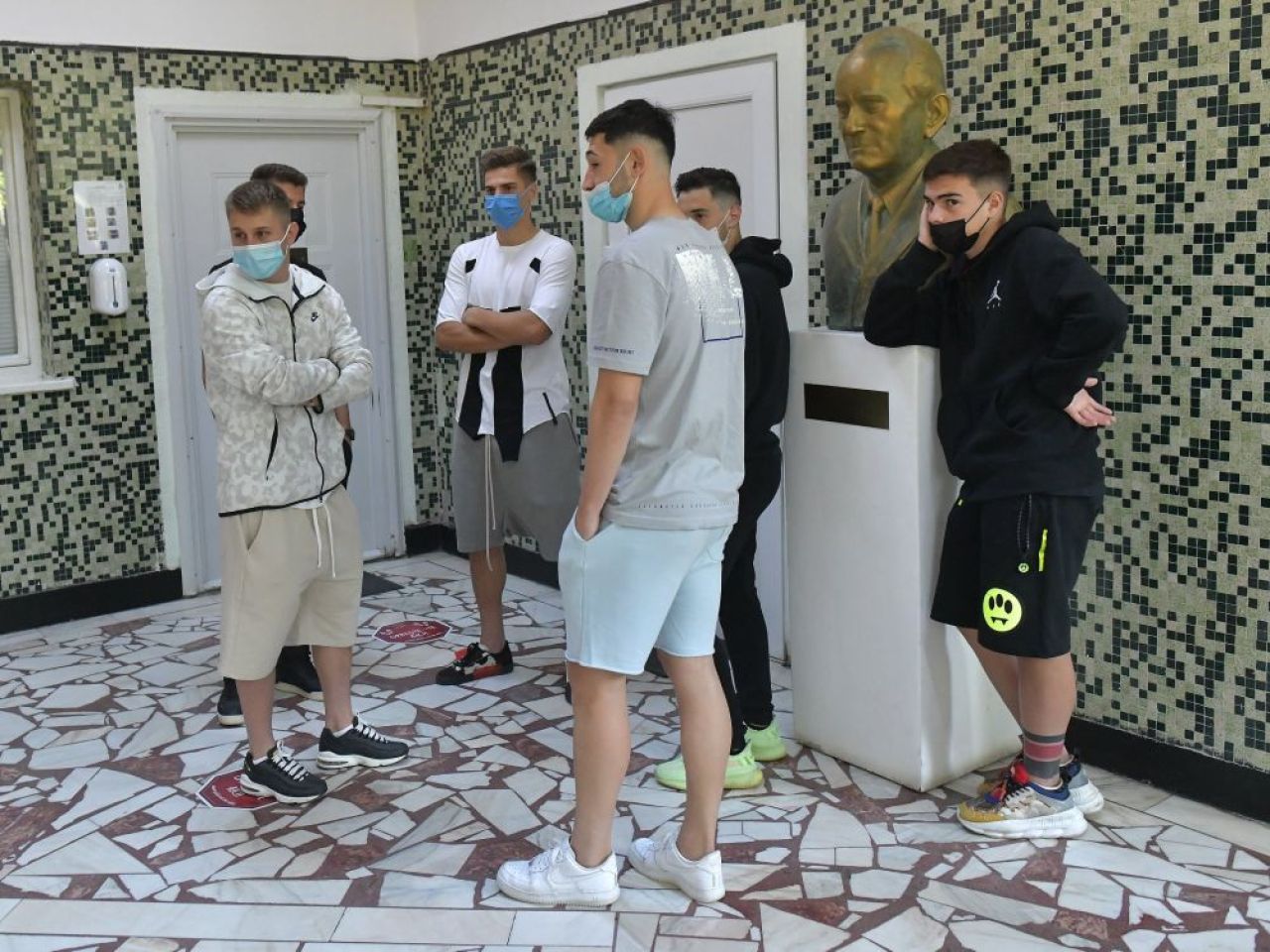 Nume noi la vizita medicala a FCSB-ului! Care sunt cei 13 jucatori care au lipsit_14