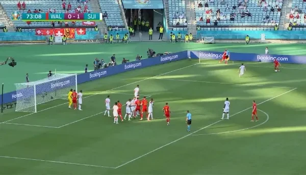 Moore egaleaza in meciul cu Elvetia! 1-1!