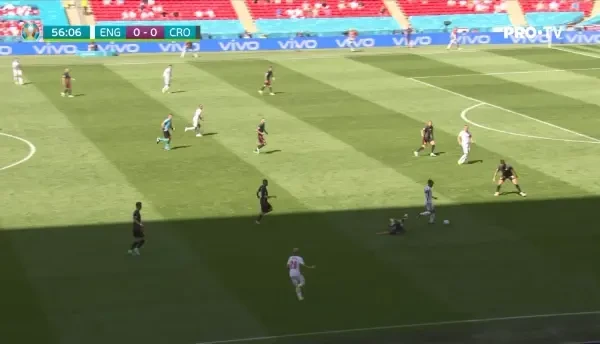 GOOOOL ANGLIA! Sterling deschide scorul cu un sut din interiorul careului