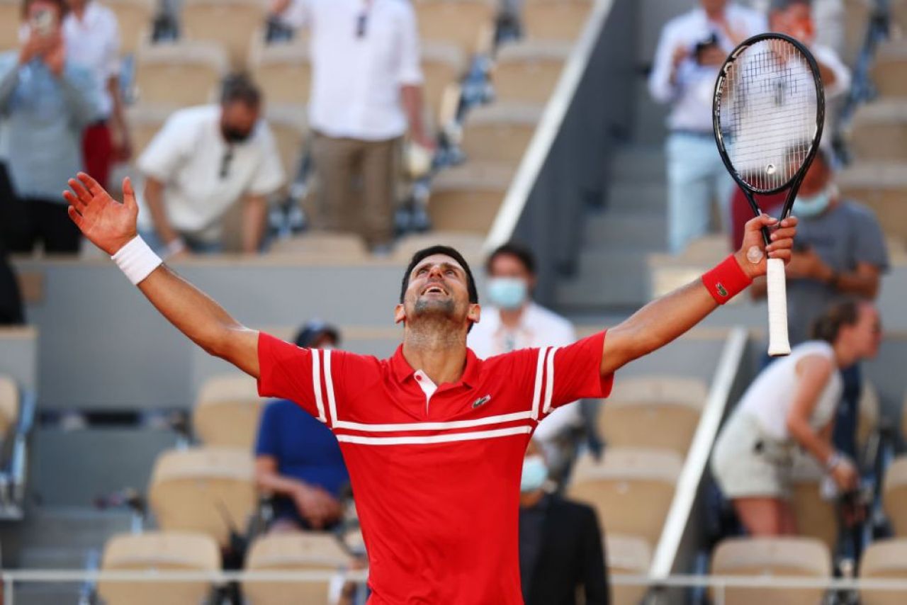 Finala Roland Garros 2021, Djokovic - Tsitsipas 6-7, 2-6, 6-3, 6-2, 6-4. La fel ca in 2016, Djokovic castiga turneul de la Roland Garros: performanta istorica pentru liderul mondial _8