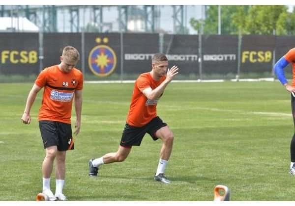 FCSB s-a intors la antrenamente! Primele imagini cu Dinu Todoran dupa ce a semnat cu echipa lui Becali_8