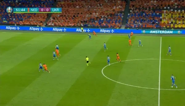 GOOOOL TARILE DE JOS! Wijnaldum deschide scorul dupa o gafa a portarului