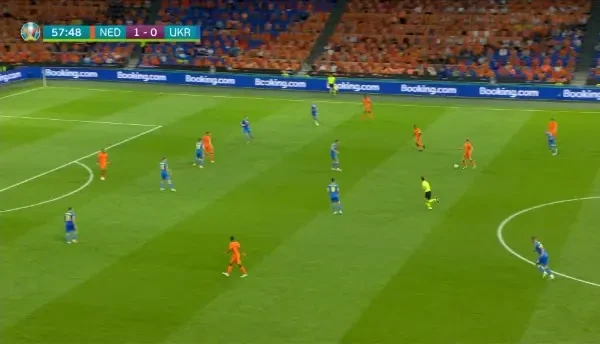 GOOOOL TARILE DE JOS! Inscrie si Weghorst, iar golul este validat cu ajutorul VAR