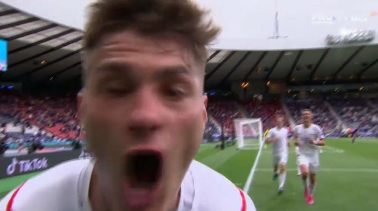 Schick SHOW la Euro! Atacantul s-a distrat cu Scotia si a reusit cel mai tare gol al turneului de pana acum! Aici ai tot ce s-a intamplat in Scotia 0-2 Cehia_4