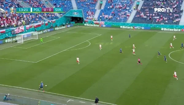 Slovacia, aproape sa inscrie prin Duda, care a trimis putin pe langa poarta