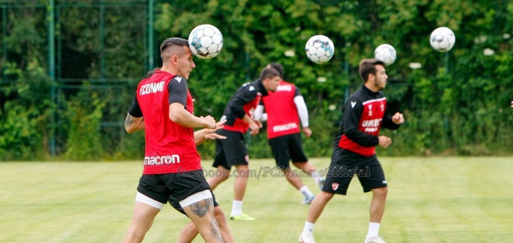 23 de jucatori, la primul antrenament al lui Dinamo! Fabbrini nu s-a prezentat la reunire. Patru fotbalisti s-au departit de 