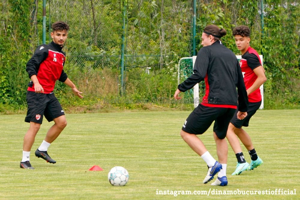 23 de jucatori, la primul antrenament al lui Dinamo! Fabbrini nu s-a prezentat la reunire. Patru fotbalisti s-au departit de 