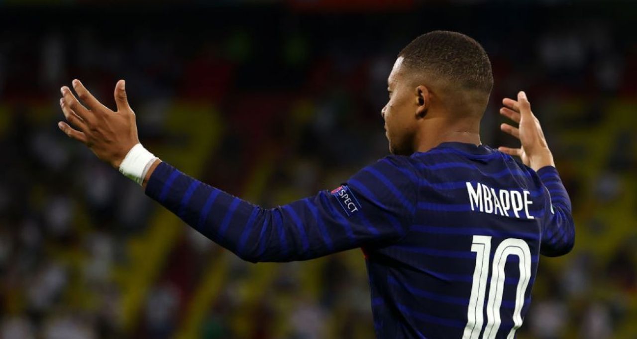 Nu au tinut pasul cu ei! :) Mbappe a facut spectacol pe teren! Hummels a inscris in propria poarta! Doua goluri anulate pentru francezi! Aici ai tot ce s-a intamplat in Franta 1-0 Germania_8