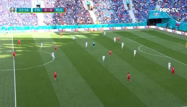 Momente de panica la St. Petersburg! Mario Fernandes a parasit terenul pe targa dupa un contact cu O'Shaughnessy