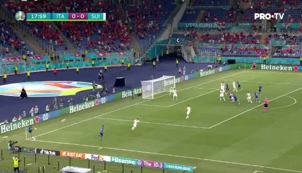 GOL ANULAT pentru Italia! Chellini inscrie, dar arbitrul anuleaza cu ajutorul VAR, dupa ce fundasul a atins balonul cu mana