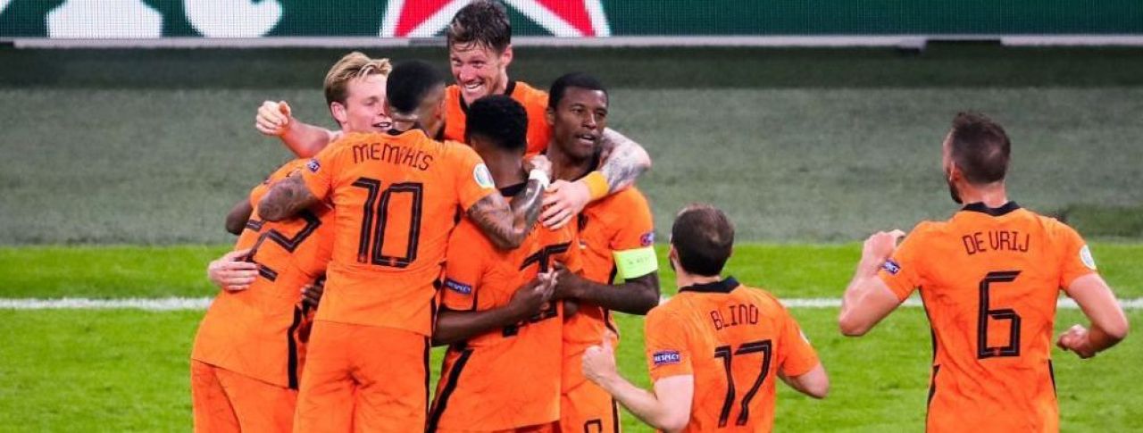 Victorie clara pentru Tarile de Jos in fata Austriei! Echipa lui Frank de Boer este cu un pas in optimi dupa 2-0 cu Austria!_1