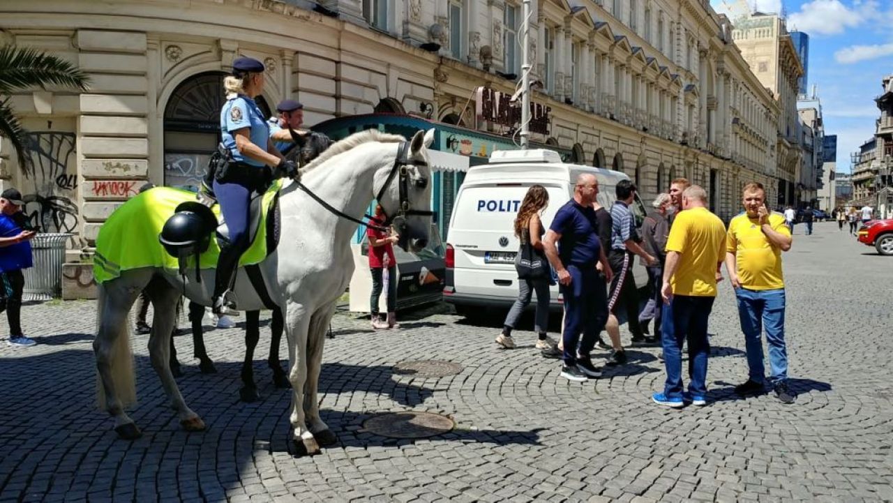 Suporterii Macedoniei de Nord si cei ai Ucrainei au luat cu asalt Bucurestiul. Atmosfera incendiara in Capitala FOTO si VIDEO _9