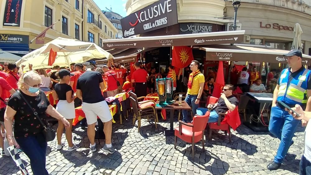 Suporterii Macedoniei de Nord si cei ai Ucrainei au luat cu asalt Bucurestiul. Atmosfera incendiara in Capitala FOTO si VIDEO _11