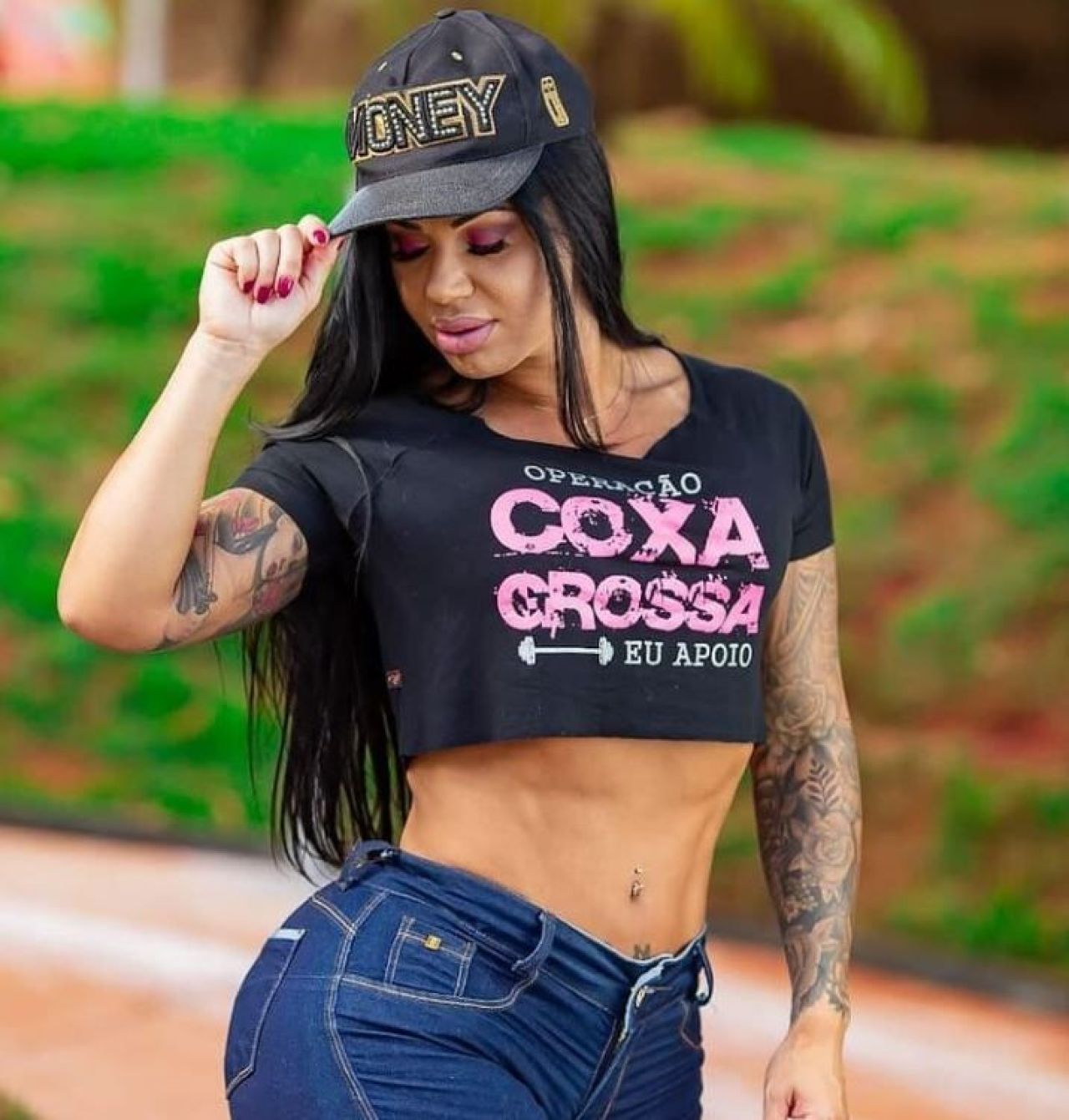 Un model și-a asigurat posteriorul, considerat cel mai mare din Brazilia, pentru 280.000 de lire sterline_3