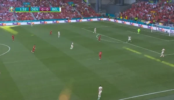 Gol Danemarca min. doi