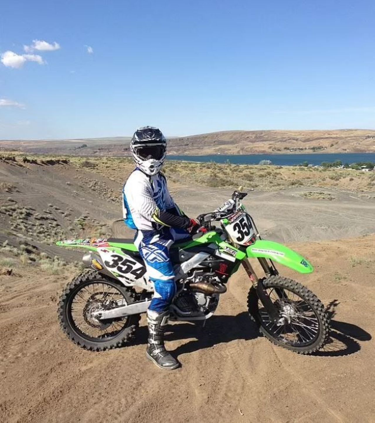 Cascadorul Alex Harvill a murit in timp ce incerca sa doboare recordul mondial la sarituri cu motocicleta_3
