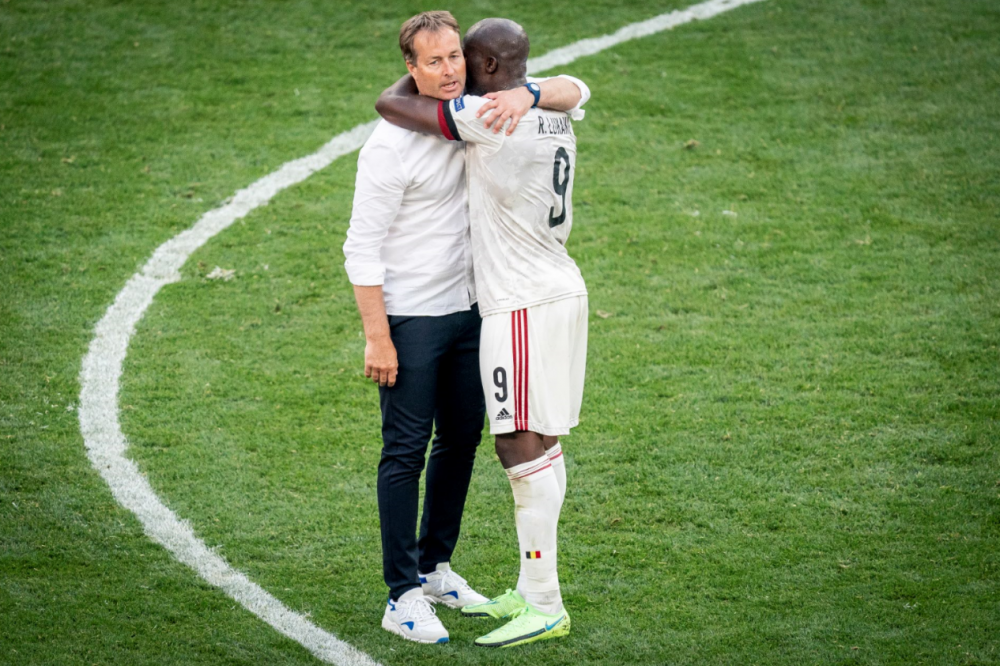 Gestul cu care Romelu Lukaku a impresionat o lume intreaga. Ce a facut la finalul meciului cu Danemarca e impresionant FOTO_7